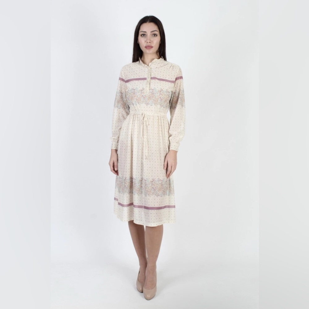 Vintage | 70s Dainty Floral Dress